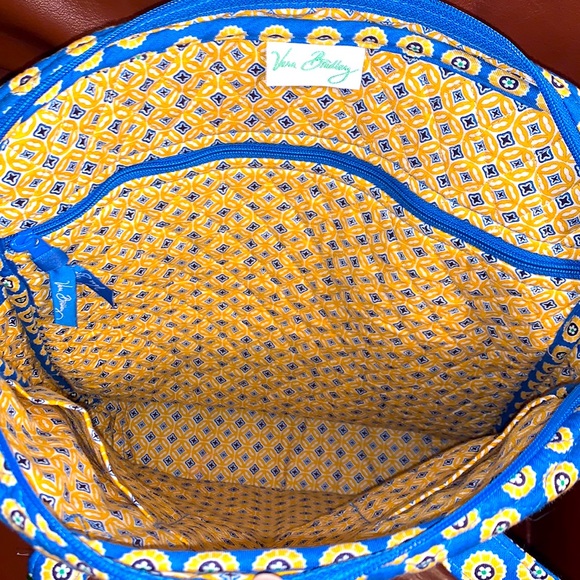 Vera Bradley Tall Zip Tote Retired Riviera Blue NWT - Picture 3 of 5